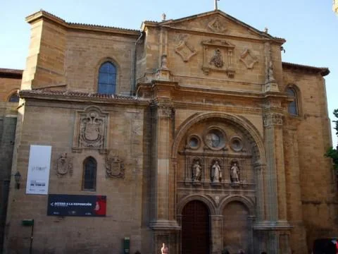 View of La Rioja - a perfect place to relax and enjoy your jacuzzi